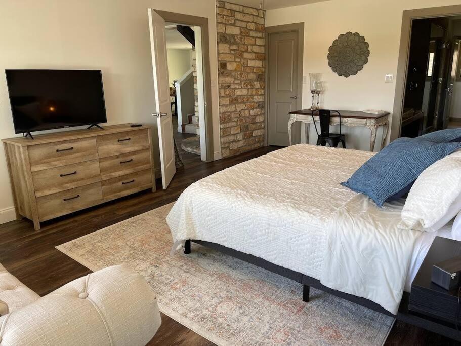 Lakeview Bungalow-Access To Lake, Pool, Gym, &Park Lago Vista Exterior foto