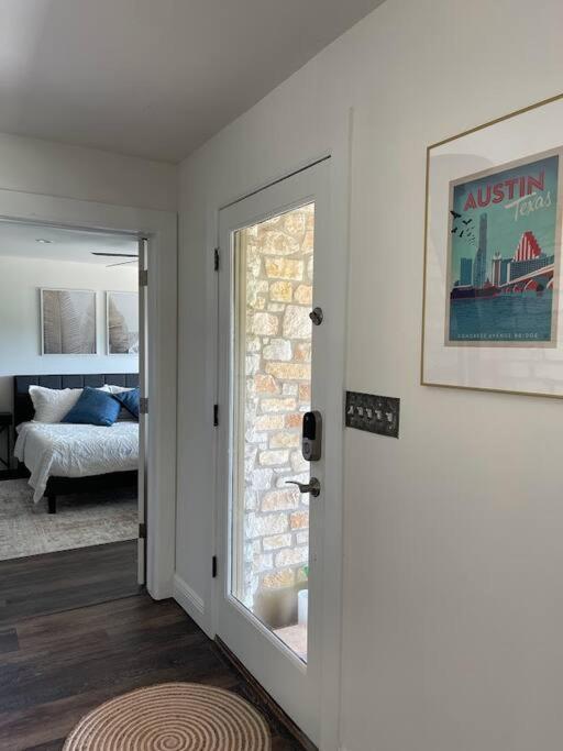 Lakeview Bungalow-Access To Lake, Pool, Gym, &Park Lago Vista Exterior foto